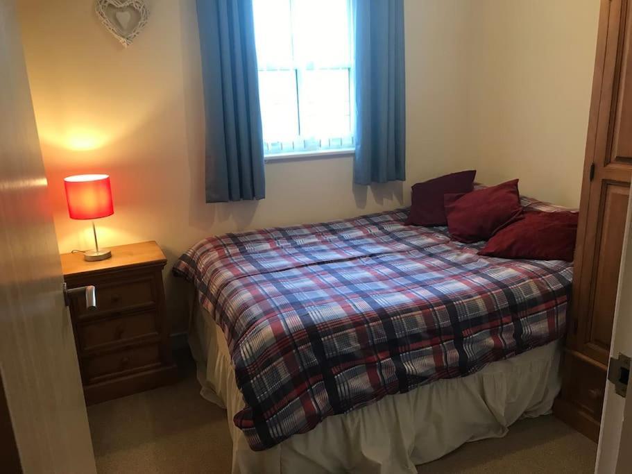 Great Offer 2 Bed Tenby Flat Free Parking Exterior photo